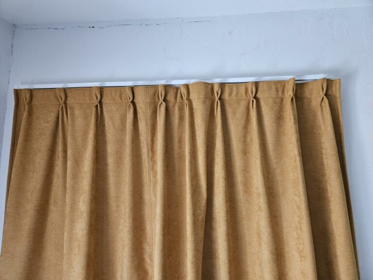 Tête de rideaux sur mesure